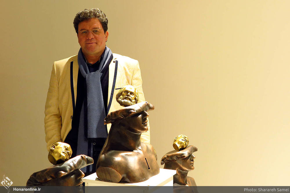 Sculptor Qodratollah Aqeli’s new exhibit criticizes social behavior 