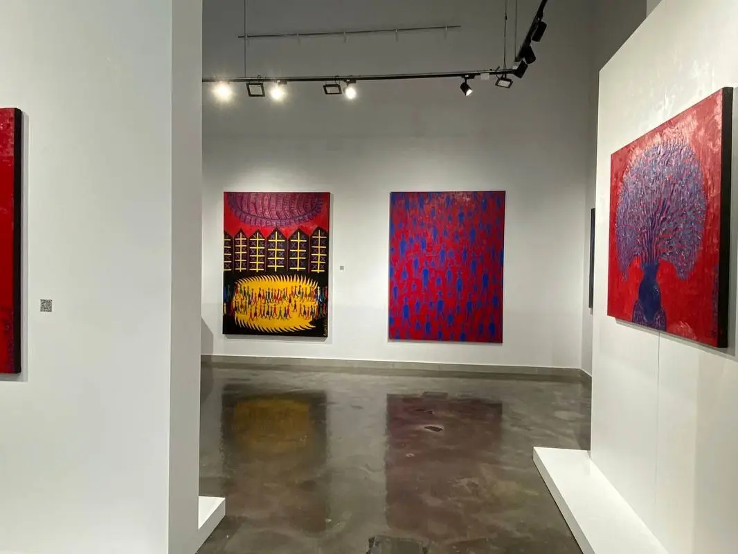 نمایشگاه الکساندر آیزنشتات در گالری RARARES | Aizenshtat's 'Silence Reigns' exhibition at RARARES Gallery