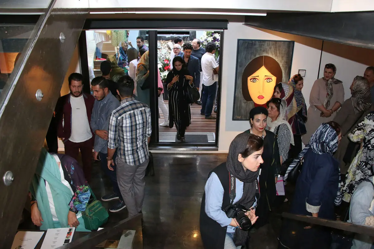 نمایشگاه نقاشی تهمینه میلانی در گالری ایوان