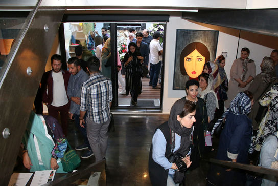 نمایشگاه نقاشی تهمینه میلانی در گالری ایوان