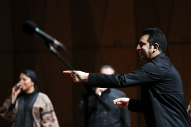 اجرای گروه آوازی تهران در جشنواره موسیقی فجر