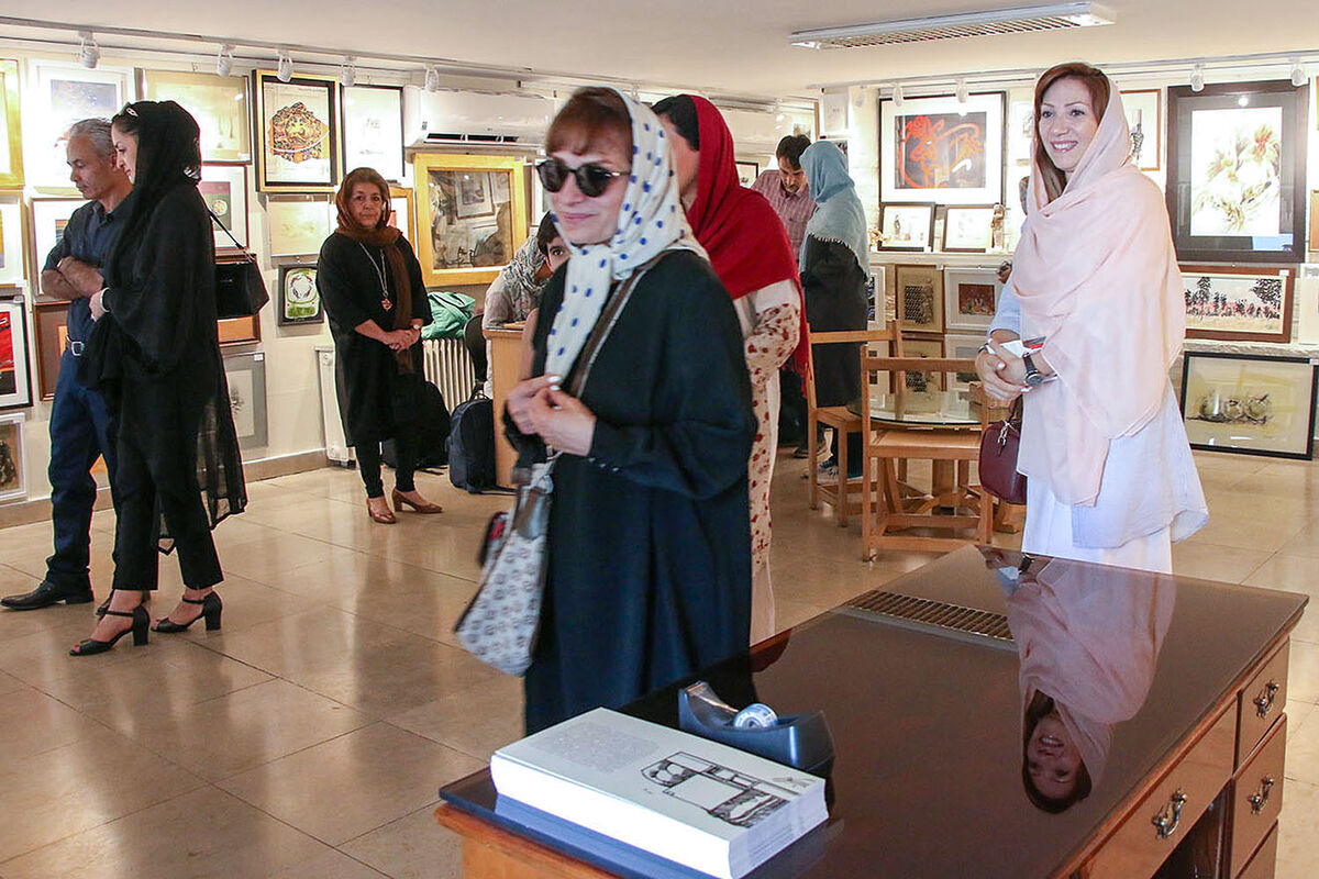نمایشگاه 