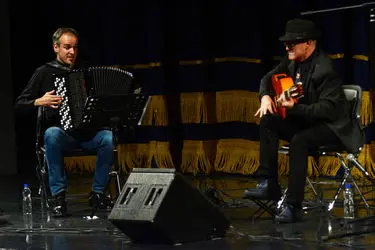 کنسرت‌های "شب‌های گروه بی" در تالار وحدت 2