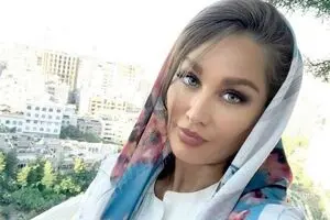 بازگشت مدل زن جنجالی به ایران/ عکس