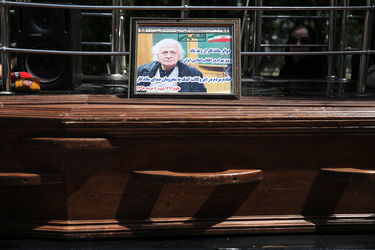 مراسم تشییع پیکر زنده یاد پرویز بهرام