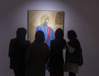 ببینید: وقتی زن و تناقض به اثر هنری بدل می‌شوند