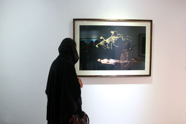 نمایشگاه آثار علیرضا معماریانی با نام "عزای عمومی" در گالری اعتماد