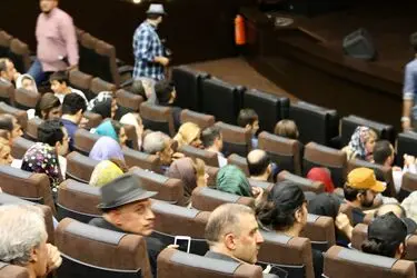 اکران خصوصی فیلم "کروکودیل" در پردیس سینمایی کوروش
