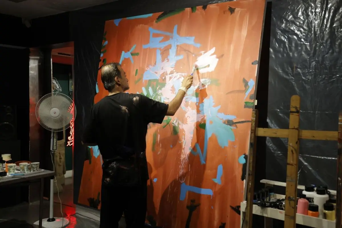 Live Painting Performance at Saless Gallery in Tehran with Vesta Color Support