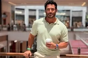 محمدرضا گلزار در دبی چه می‌پوشد؟ / نگاهی به جدیدترین استایل‌های محمدرضا گلزار