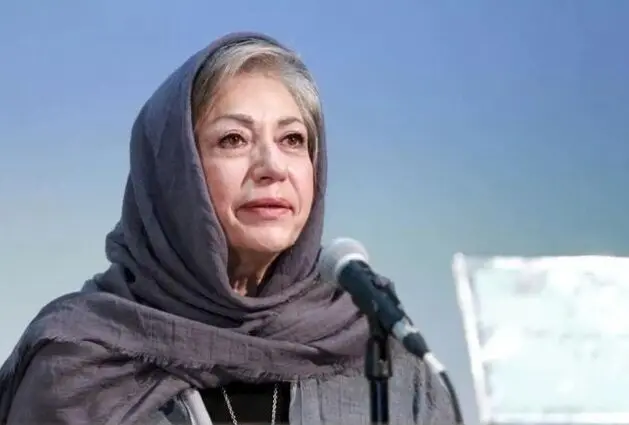 رخشان بنی‌ اعتماد: دور شدن از جامعه برای هنرمندان آفت است/ فیلم