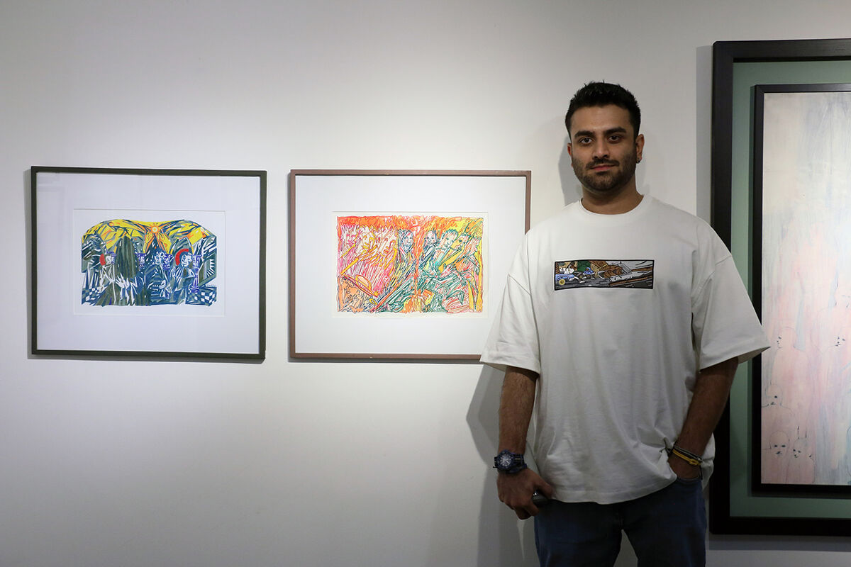 “Crowding” at Mojdeh Art Gallery featuring 15 artists 
