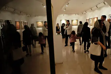 نمایشگاه نقاشی گلسا قاسمی در گالری آتبین