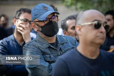 تشییع پیکر رضا داوودنژاد