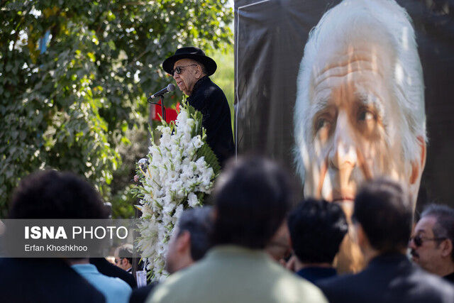 ببینید: مراسم تشییع پیکر احمد پژمان با حضور هنرمندان