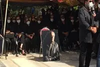 هاشم آقا با حضور هنرمندان به خانه ابدی بدرقه شد/ آخرین نصیحت سیروس گرجستانی به پسرش