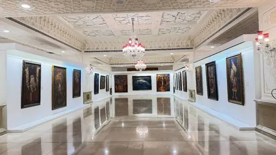 حجت شکیبا گالری ماهر ایران مال