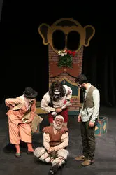 اجرای نمایش "سرزمین تهی سران" در تماشاخانه مهرگان