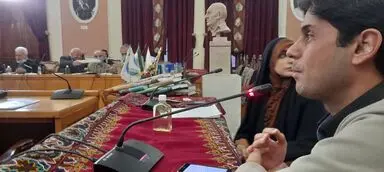 دومین جایزه آینه دار دوران