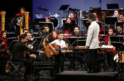 ببینید: حاشیه‌های کنسرت سینمایی ارکستر سمفونیک تهران