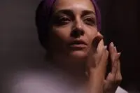 ساره بیات در این «اتاق تاریک» چه می‌کند؟ / فیلم پنهانی روح‌الله حجازی 