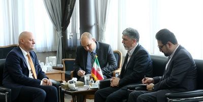 Iran, Germany discuss loan of TMCA Western collection to Berlin show again