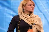 حجاب دردسرساز مهناز افشار/ دلیل تاخیر «چیز» بوده!+عکس