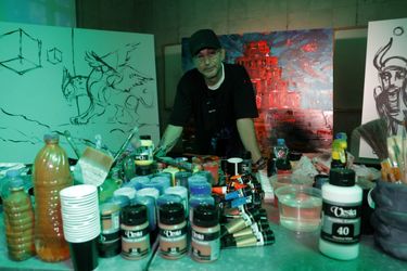 رنگ وستا در هفته دیزاین تهران در دانشکده هنرهای زیبا