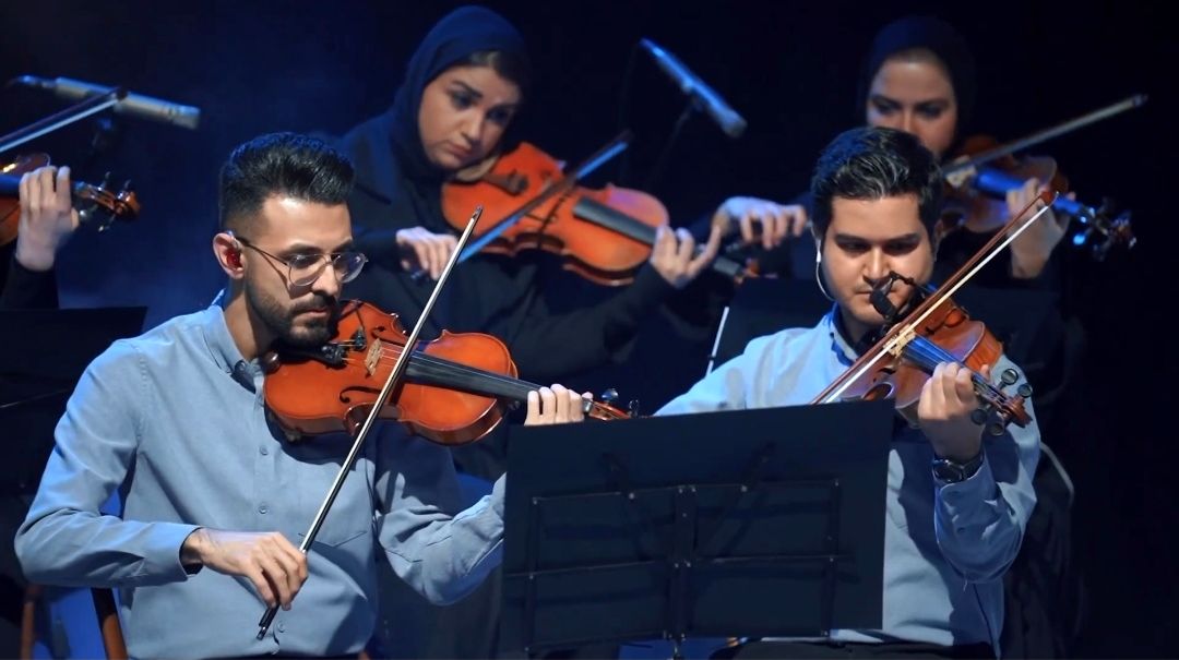 ویدئو: اجرای موسیقی جیمز باند توسط نوازندگان ایرانی