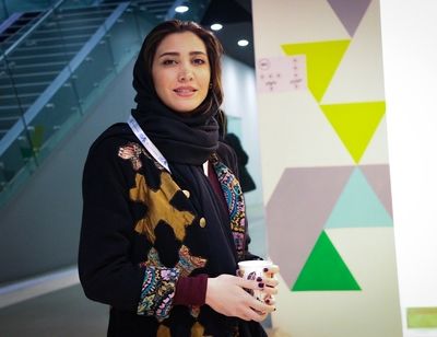 عکس ها از چهره های شاخص در سالن ویژه هنرمندان /
  باغ کتاب سکانس دوم