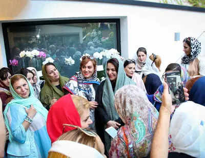 ببینید: حاشیه‌های نمایشگاه نقاشی تهمینه میلانی 