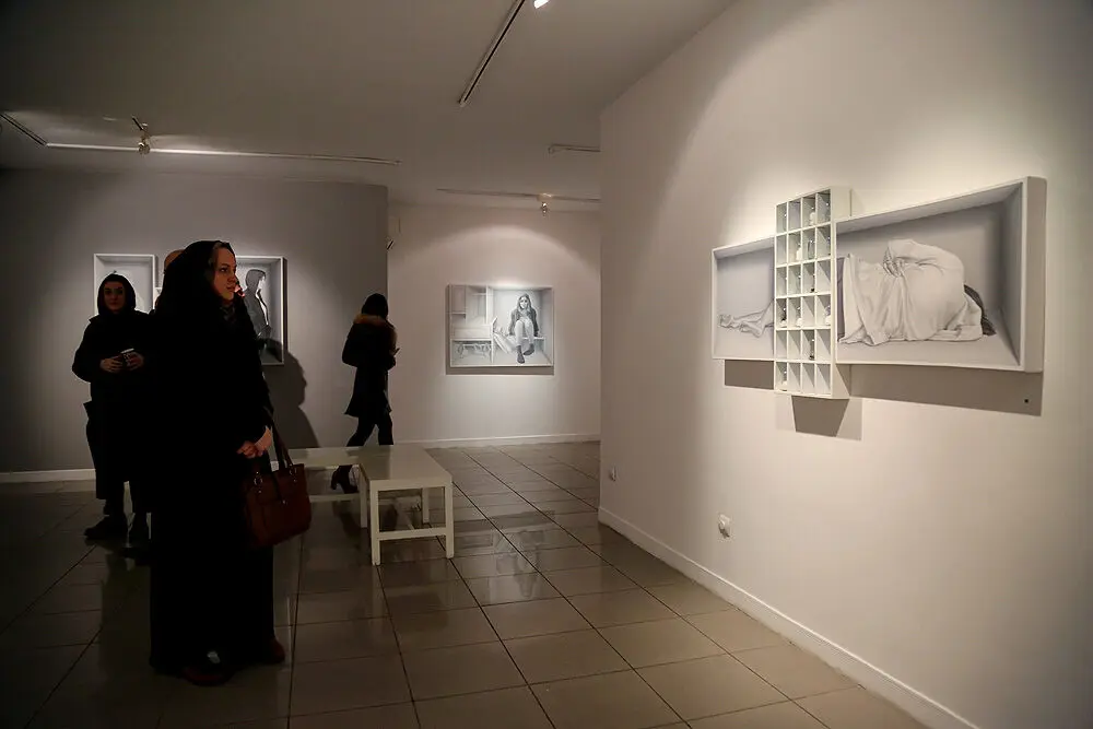 نمایشگاه نقاشی و چیدمان مریم حسین‌خانی در گالری ویستا