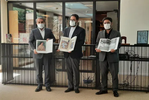 Tehran museum unveils books of chefs-d’oeuvre  
