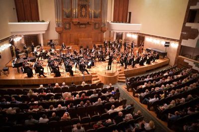 Tehran Symphony Orchestra Performs on the Sidelines of World Cup