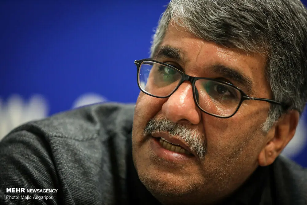 “A Vital Killing” writer completes new collection “War Celebration”