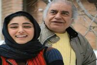 فیلم: اعتراض پدر گلشیفته فراهانی به دستمزد 20میلیونی خود و یک میلیارد و 200 میلیونی نوید محمدزاده 