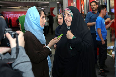 سومین روز سی و هفتمین جشنواره جهانی فیلم فجر در پردیس چارسو