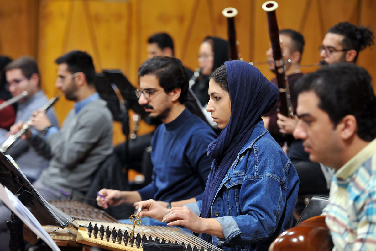 تمرین ارکستر ملی به رهبری فریدون شهبازیان در تالار رودکی