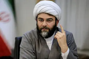 ببینید: موافقت با حذف موقت تئاتر در هنرستان دخترانه سوره