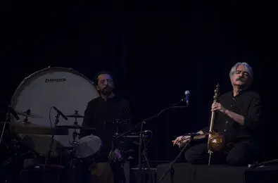Vahdat Hall Hosts Kayhan Kalhor Music Concert