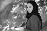 من زمینم، تو درخت الهام عظیمی در گالری مژده