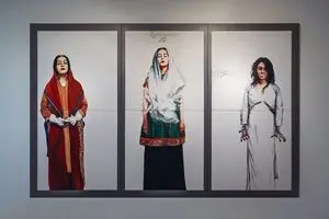 عکس‌ها/ زنان پرسش برانگیز افشین پیرهاشمی در گالری بوم