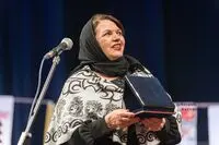 سیمین غانم: می‌خواهم دوباره آهنگ بخوانم/ پسرها با لباس دخترانه به کنسرتم آمدند