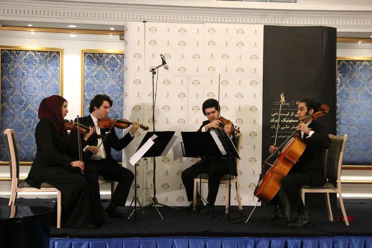 رونمایی از لباس‌های ارکستر ملی ایران و ارکستر سمفونیک تهران در جام جهانی در هتل اسپیناس پالاس