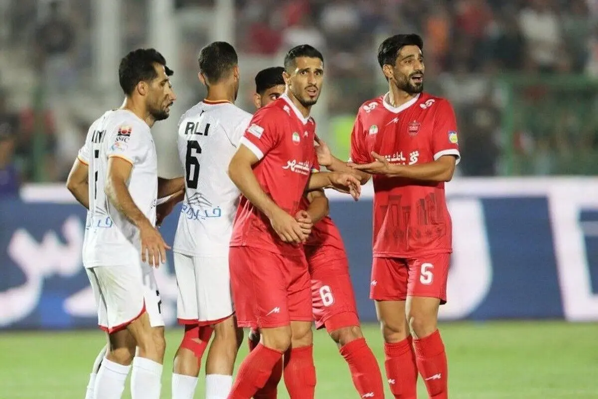 خلاصه بازی پرسپولیس امروز / پرسپولیس با شکست مقابل فولاد به رتبه چهارم سقوط کرد 