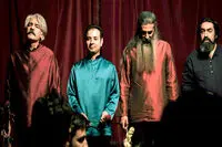 جادوگری با کمانچه در لندن و هامبورگ