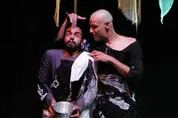 گزارش تصویری ایران‌آرت از نمایش «ماراساد» در مولوی