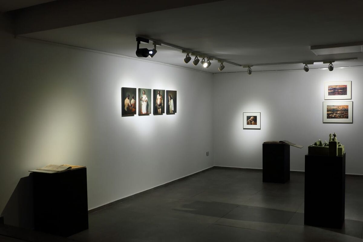 Azim Morakabatchi Mojdeh Art Gallery 