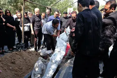 مراسم تشییع پیکر مهدی آرین‌نژاد دوبلور پیشکسوت