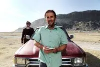 ببینید: هنرنمایی امین حیایی و پسرش در "شعله‌ور"